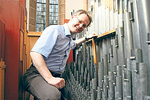 Lernt in seinem Ehrenamt Stück für Stück alle Orgeln der pfälzischen Landeskirche kennen: Andreas Schmidt. Foto: VAN