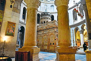 Zu den historisch verbürgten Tatsachen gehört für ihn auch das leere Grab (Grabeskirche Jerusalem). Foto: epd