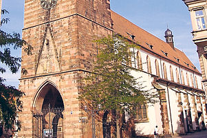 Im Zentrum der Stadt: Von Mai bis Oktober hat die Landauer Stiftskirche ihre Türen sowohl werktags als auch an den Samstagen und Sonntagen geöffnet. Foto: wiki