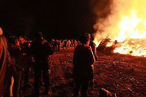 In den vergangenen Jahren am Karsamstag stets gut besucht: Das Osterfeuer in Böbingen. Foto: VAN