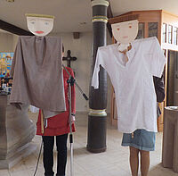 Die Schrubberpuppen.