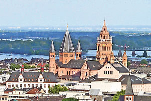 Der Mainzer Dom sollte nach dem Willen von Erzbischof Willigis die größte Bischofskirche nördlich der Alpen werden. Foto: wiki