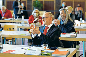 Im dritten Wahlgang gewählt: Der Germersheimer Dekan Claus Müller wird Oberkirchenrat und als Bildungsdezernent Nachfolger von Dorothee Wüst. Foto: view