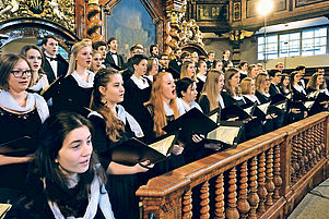 Spitzenleistungen auch dank Förderverein: Die Jugendkantorei führte zum Reformationsjubiläum Bachs h-Moll-Messe auf. Foto: Landry